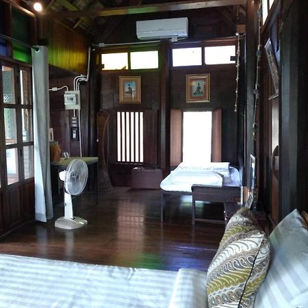 Rustic​ Charm​ Suphan​ Ban Tha Pong Quarto foto