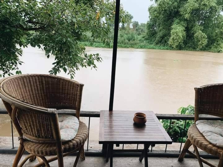 Rustic​ Charm​ Suphan​ Ban Tha Pong Exterior foto
