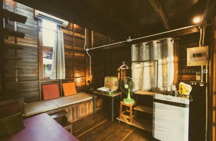 Rustic​ Charm​ Suphan​ Ban Tha Pong Exterior foto