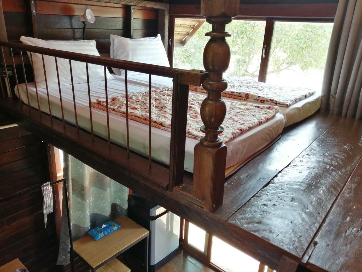Rustic​ Charm​ Suphan​ Ban Tha Pong Exterior foto