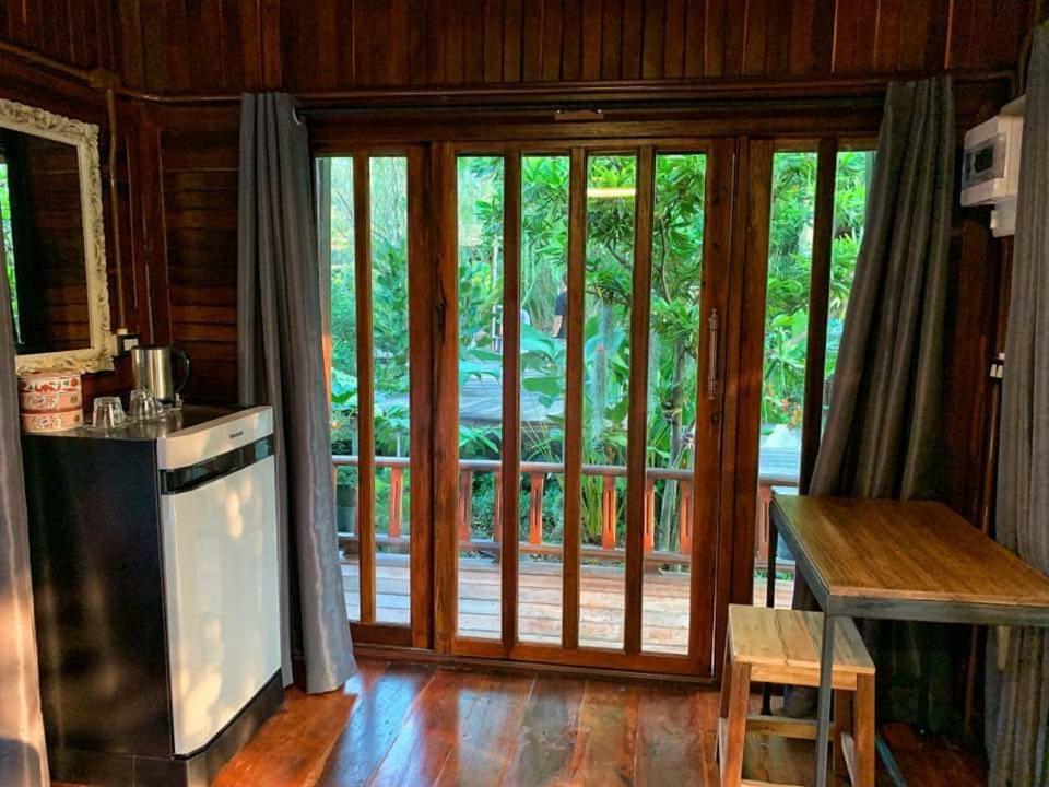 Rustic​ Charm​ Suphan​ Ban Tha Pong Exterior foto