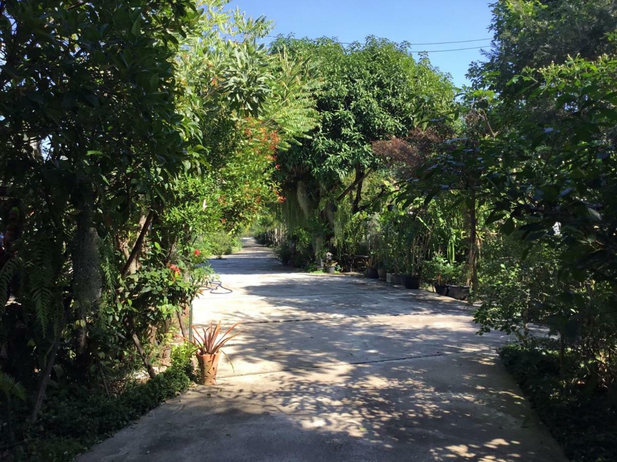 Rustic​ Charm​ Suphan​ Ban Tha Pong Exterior foto