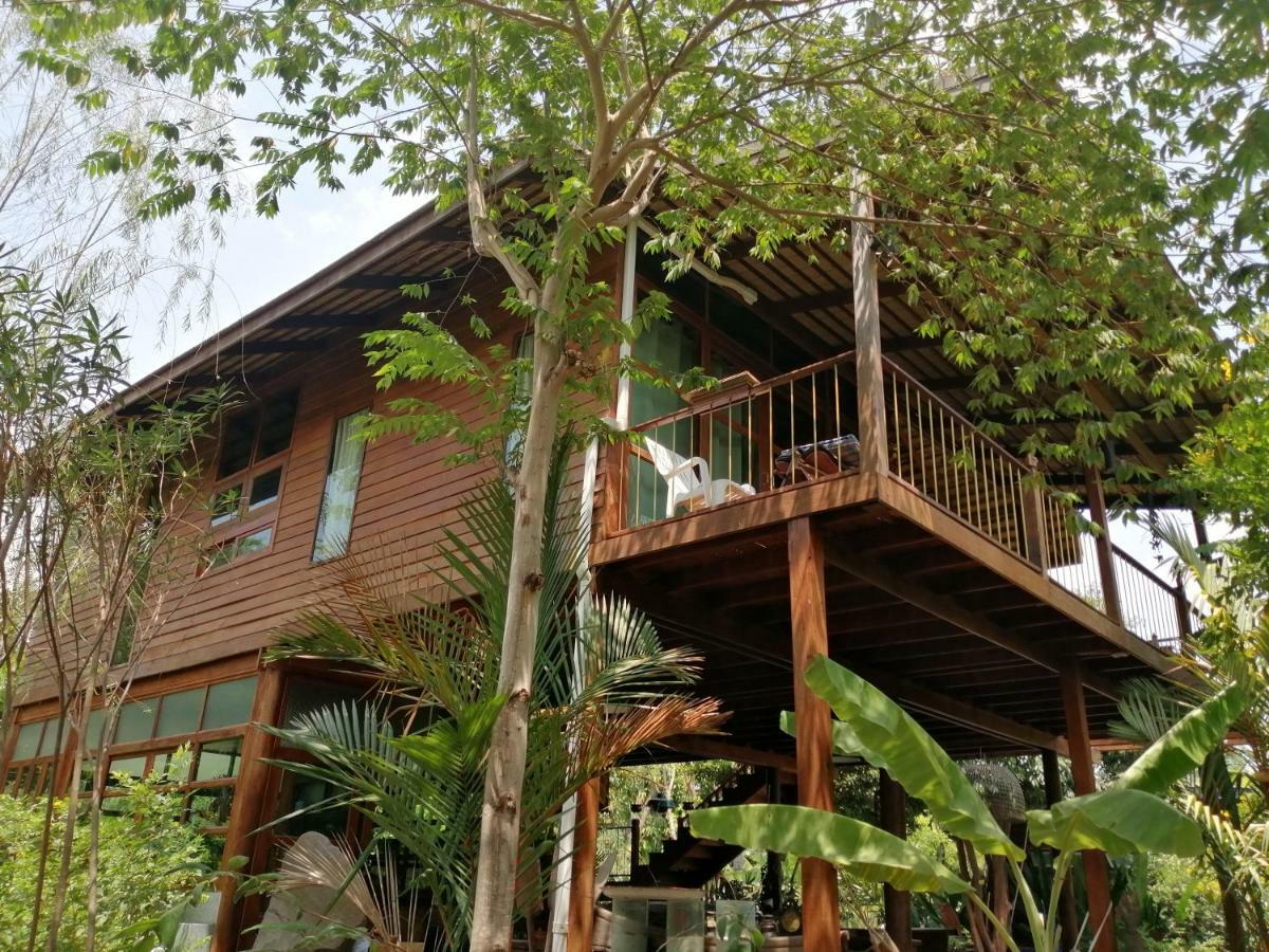 Rustic​ Charm​ Suphan​ Ban Tha Pong Exterior foto