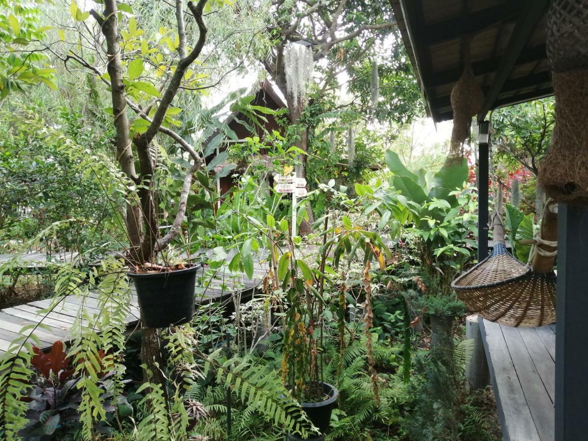 Rustic​ Charm​ Suphan​ Ban Tha Pong Exterior foto