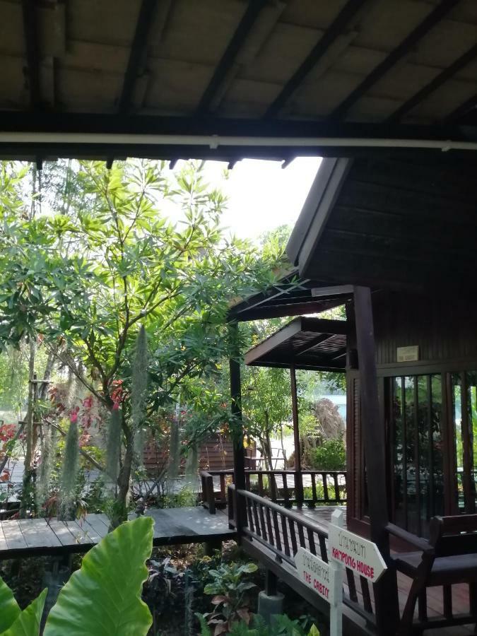 Rustic​ Charm​ Suphan​ Ban Tha Pong Exterior foto